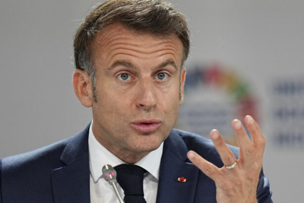 donald trump tinta criticilor la summitul onu al oceanelor emmanuel macron groenlanda si antarctica nu sunt de vanzare 6846d39d27560