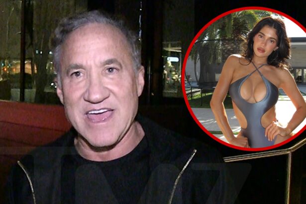 dr terry says kylie jenner should caution girls against early boob jobs 6841cda9d9ac5