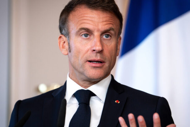 emmanuel macron se teme de haosul unei schimbari de regim in iran crede cineva ca ce s a facut in irak in 2003 a fost o idee buna 685254e46152f