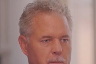 eric dane tears up over als battle says he has only one functioning arm 6850345314b9a
