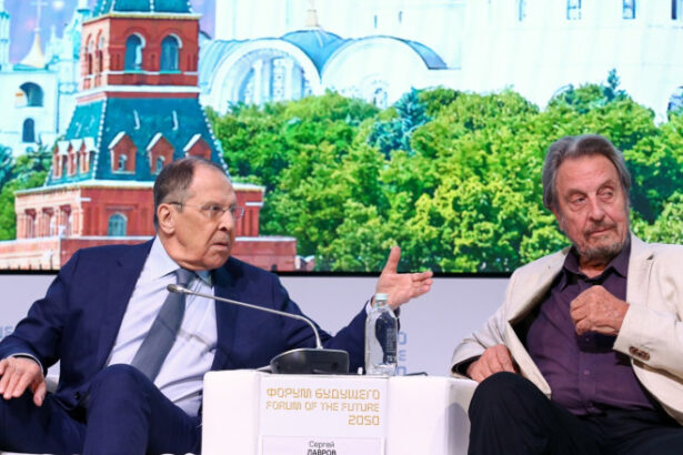 errol musk alex jones si alte figuri occidentale participa la forumul viitorului 2050 la moscova maga in rusia unul din subiecte 6847454413cc2