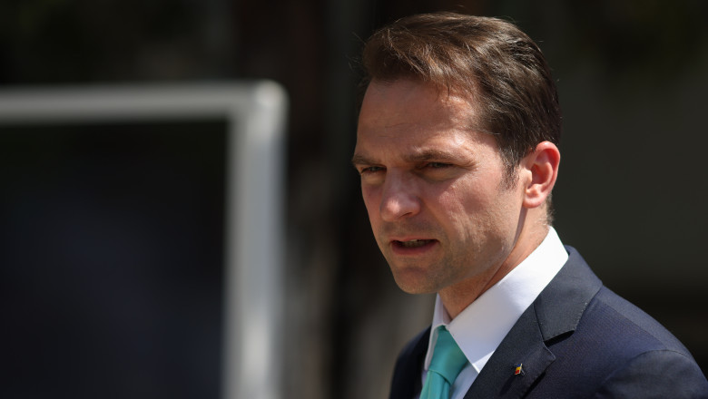 Cine sunt românii care vor beneficia în continuare de sprijin pentru plata facturilor la electricitate. Burduja: Cardul de energie va fi reîncărcat lunar 1 exclusiv cine sunt romanii care vor primi in continuare bani pentru plata facturii la curent burduja cardul de energie va fi alimentat lunar 6843ba3ce690c