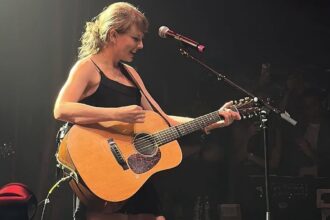 exclusivetaylor swifts latest reinvention is urged on by the f word and insiders say all the clues were there in her intimate nashville favor for travis 685daedfc0349