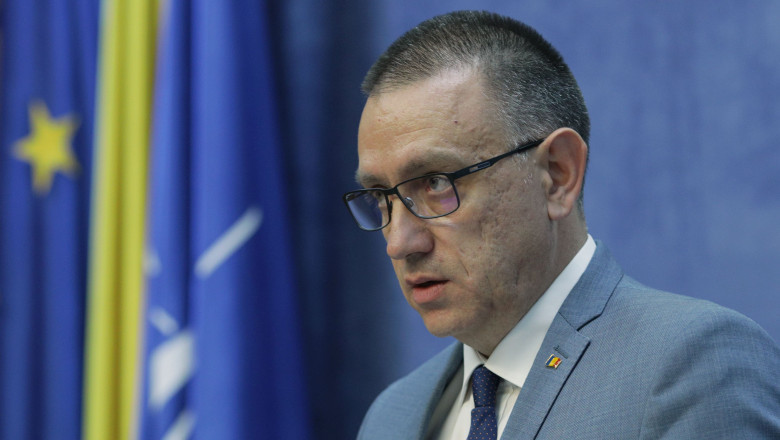 Fifor: PSD se opune vânzării acțiunilor companiilor de stat pentru a face față deficitului bugetar temporar 1 fifor psd nu vrea ca statul sa scoata la bursa actiuni de la companii de stat pentru a acoperi temporar deficitul bugetar 6850351b44018