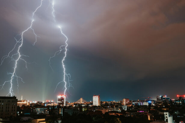foto vreme severa in mai mult de jumatate din tara cod portocaliu de furtuni si grindina anm avertizeaza ca va urma si un val de canicula 6842ca5019515