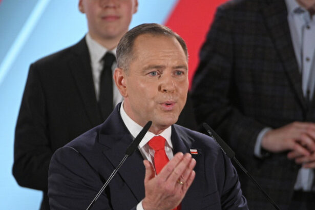 furie in polonia dupa ce o publicatie israeliana l a numit pe karol nawrocki revizionist al holocaustului 683f2786c2467