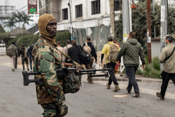 guvernul bolojan vrea sa le interzica militarilor si politistilor sa se mai angajeze ca mercenari chiar si dupa trecerea in rezerva 685d13fdbe641