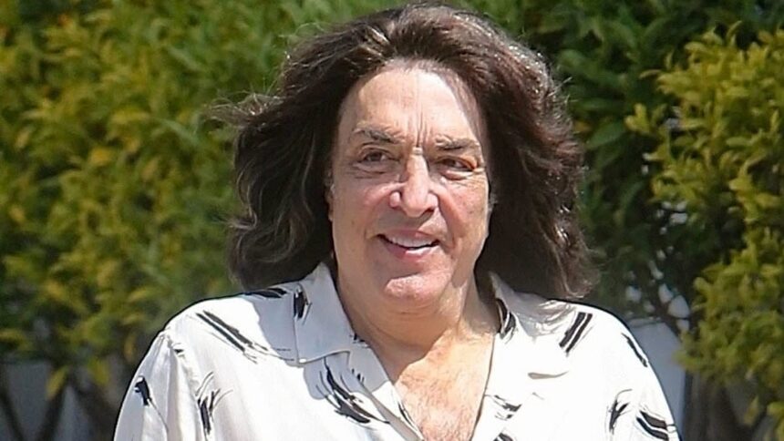 iconic 80s lead singer who was born without an ear looks unrecognizable in rare outing can you guess who 685dcca402c05