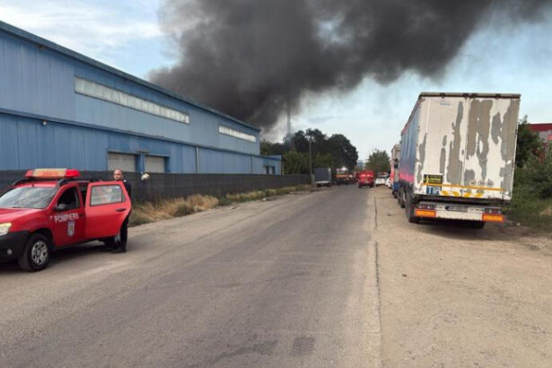 incendiu la un depozit din sectorul 6 al capitalei unde sunt depozitate butelii cu oxigen a fost emis mesaj ro alert 685ee407c96d2