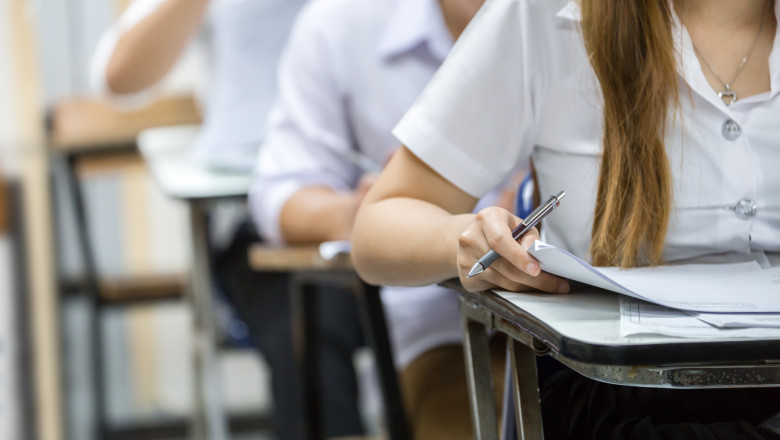 Înscrie-te pentru sesiunea de toamnă a examenului de bacalaureat 2025: Programul probelor scrise din august 1 inscrieri pentru sesiunea din toamna a examenului de bacalaureat 2025 calendarul probelor scrise din luna august 6856393b40ca5