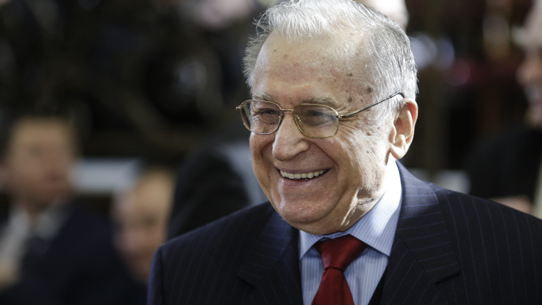 Ion Iliescu dezvăluie motivele pentru care l-a felicitat pe Nicușor Dan după scrutinul prezidențial: „Aș fi fost încântat de victoria unui candidat PSD” 1 ion iliescu explica de ce l a felicitat pe nicusor dan dupa alegerile prezidentiale m as fi bucurat sa fi castigat un candidat psd 6853f1a9cf1b8