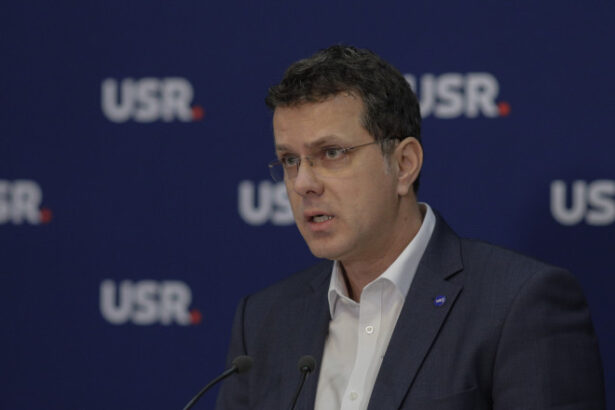 ionut mosteanu a preluat mandatul de ministru al apararii nationale 685a74439671d