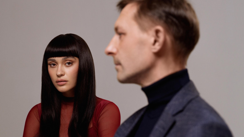 IQOS dezvăluie o colaborare surprinzătoare între Irina Rimes și Roman Tolici. Așteptați-vă la surprize pe noua platformă experiențială inovatoare 1 iqos anunta o colaborare inedita intre irina rimes si roman tolici surprize pe viitoarea platforma experientiala inovatoare 683d52fdb928a