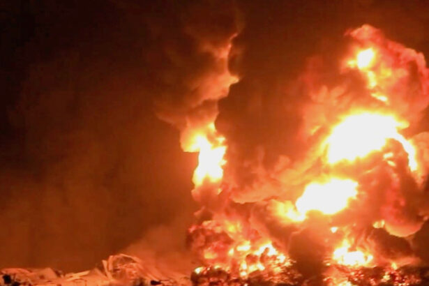 israelul a atacat in yemen in premiera de pe mare portul este folosit pentru transferul de arme sustine armata israeliana 6847edf997339