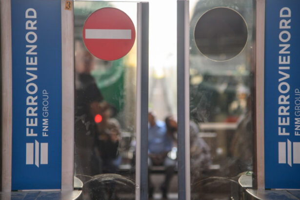 italia va fi blocata vineri din cauza unei greve generale in sectorul transporturilor nemultumirile angajatilor 685415b67721b