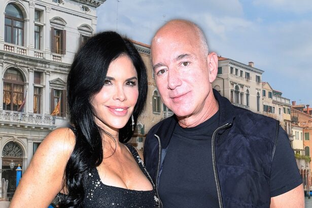 jeff bezos and lauren sanchez stay at swanky venice hotel for wedding 6855e62552181