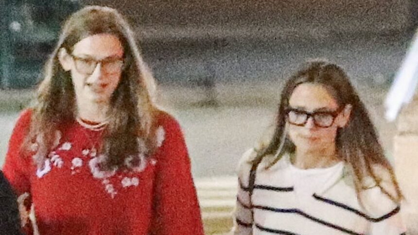 Reîntâlnirea rece dintre Jennifer Garner și Violet, după scandalul din hotel legat de reproșurile adolescentei privind privilegiile acesteia. 1 jennifer garners chilly reunion with woke violet after their hotel blowup over teens privileged rant 685ec8847aac0