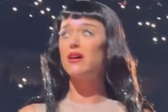 katy perry cried onstage while singing about troubled romance weeks before orlando bloom split 685f1690a4848