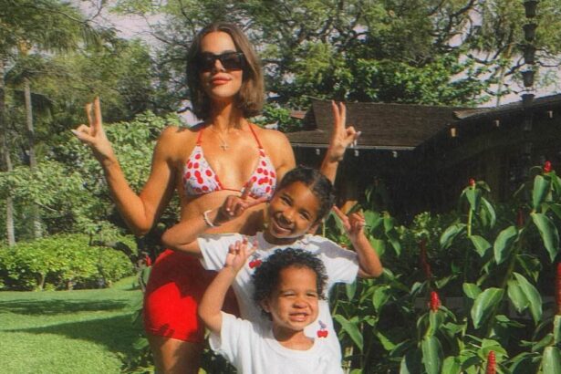 khloe kardashian sparks ridicule as she claims daughter true 7 and son tatum 2 planned her birthday 685c79961213c