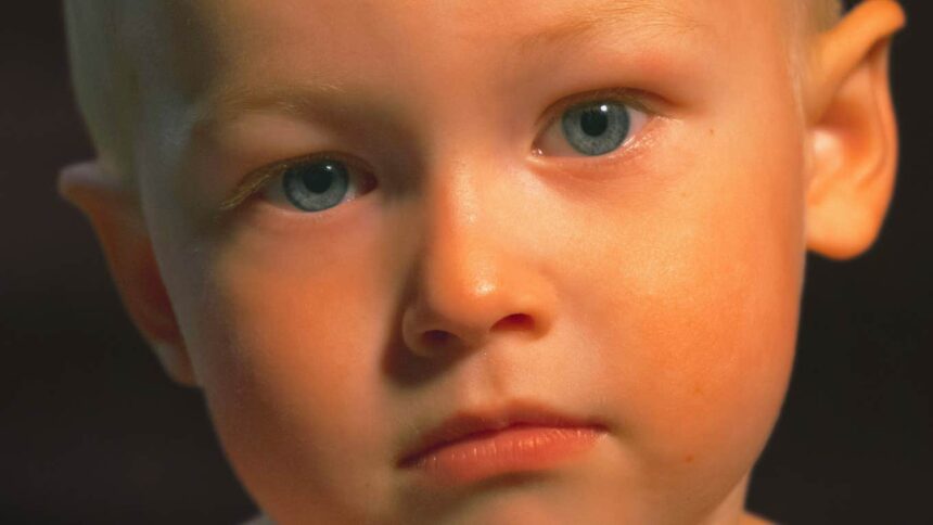 Copiii cu aceste obiceiuri neobișnuite sunt de fapt mici genii, conform psihologiei. 1 kids with this bad habit are actually baby genuises according to psychology 6862f57f82cd7