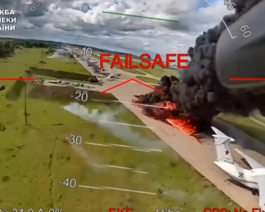 Temeri de război nuclear: Reacțiile Kremlinului și ale consilierilor lui Trump după atacul cu drone în Ucraina 1 kremlin and trump aides raise nuclear war fears after ukraine drone strike 684117ee9c188