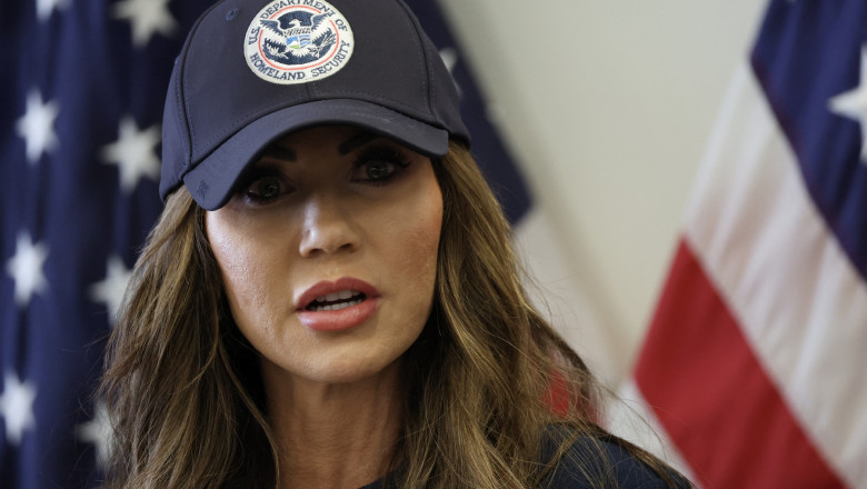 Kristi Noem, oficialul american responsabil cu securitatea internă, a fost internată în spital. Detalii din raportul medical 1 kristi noem secretarul american pentru securitate interna a fost transportata la spital ce spune buletinul medical 685259934788c