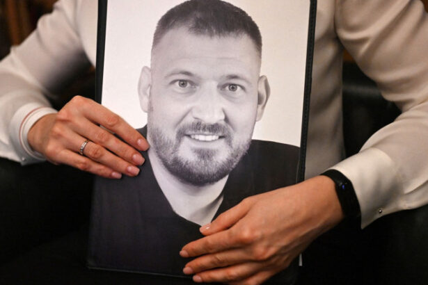 liderul opozitiei din belarus a fost eliberat din inchisoare in urma unui acord negociat de sua 6856fcb18847e