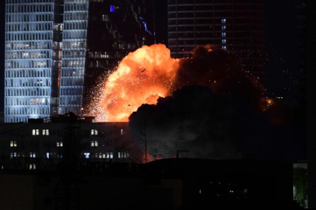 live text a doua noapte de bombardamente israelul este in razboi iranul isi rezerva dreptul de a raspunde decisiv 684d0650ca55b