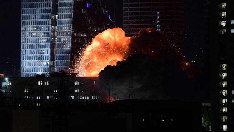 Noaptea a doua de atacuri: „Israelul se află în conflict” / „Iranul își va exercita dreptul de a reacționa ferm” 1 live text a doua noapte de bombardamente israelul este in razboi iranul isi rezerva dreptul de a raspunde decisiv 684d0650ca55b