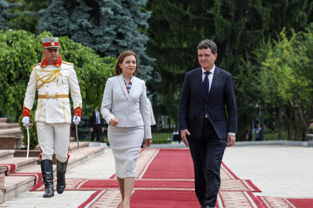 maia sandu cere sprijin din romania pentru a respinge atacurile cibernetice inaintea alegerilor din toamna 684851a42c290