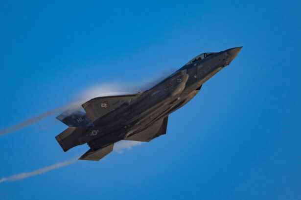 marea britanie va cumpara avioane f 35a cu capacitate nucleara reactia lui mark rutte 685ba3fb08aaa