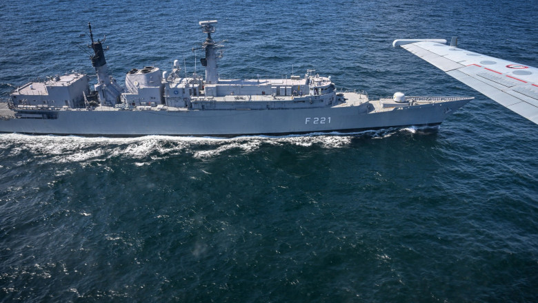 Operațiune internațională în Mediterană: căutarea marinarului dispărut de pe fregata „Regele Ferdinand” continuă cu sprijinul Turciei și Greciei 1 marinarul disparut de pe fregata regele ferdinand este in continuare cautat in mediterana la actiune participa si turcia si grecia 683d8b44b82b5