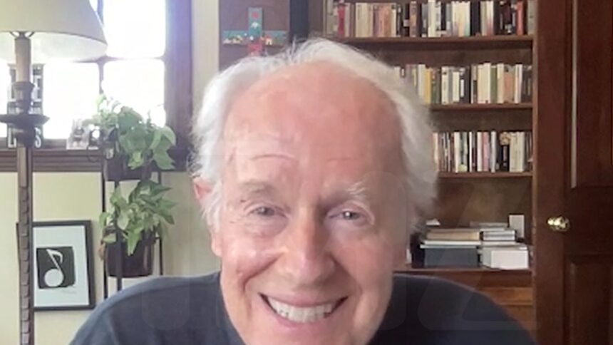 Mike Farrell, starul din 'M*A*SH', își amintește cu nostalgie de regretata actriță Loretta Swit 1 mash actor mike farrell shares memories of late actress loretta swit 683eac688d286