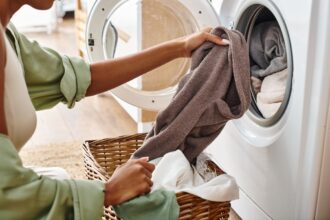 masina de spalat nu stoarce bine hainele un specialist explica ce se intampla 68469de209114