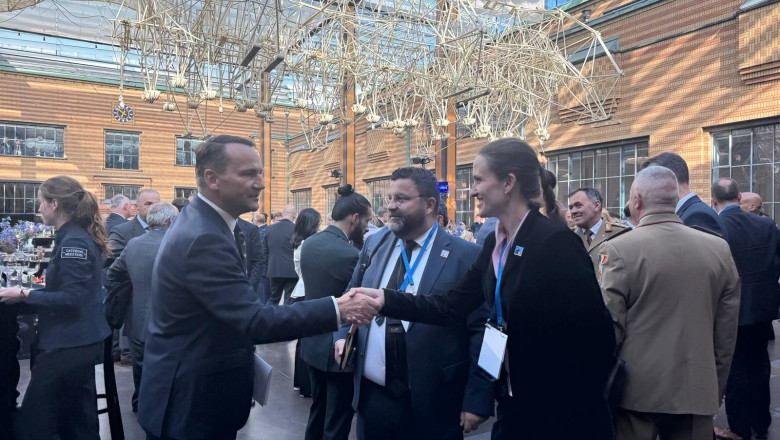 Oana Țoiu, Ministrul de Externe, a fost prezentă la întâlnirea NATO-Ucraina: „Împreună avem o misiune esențială de realizat.” 1 ministrul de externe oana toiu a participat la consiliul nato ucraina avem o misiune importanta de indeplinit impreuna 685b916be59ab