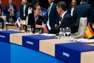 ministrul de externe oana toiu la reuniunea consiliului nato ucraina protejam impreuna cu fortele aliate granita ue 685c4ddeb1c35