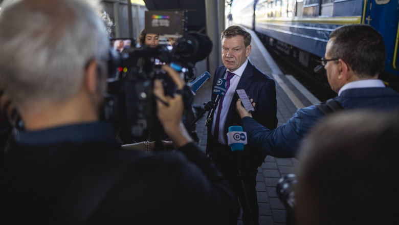 Vizita ministrului de Externe german la Kiev: Însoțitorii și agenda întâlnirii 1 ministrul german de externe la kiev de cine e insotit si care e programul vizitei 68622fe581e40