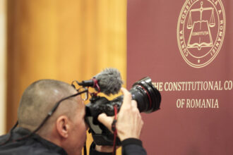 motivarea ccr privind declaratiile de avere se incalca dreptul la viata privata dar e o distinctie intre demnitari si functionari 6849e3d4dd5ec