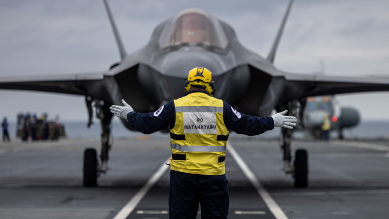 NATO ar putea determina Marea Britanie să crească cheltuielile de apărare la 3,5% din PIB pentru a-l calma pe Donald Trump, susțin sursele 1 nato ar putea forta marea britanie sa ridice cheltuielile de aparare la 35 din pib pentru a l linisti pe donald trump surse 683ee262030b8