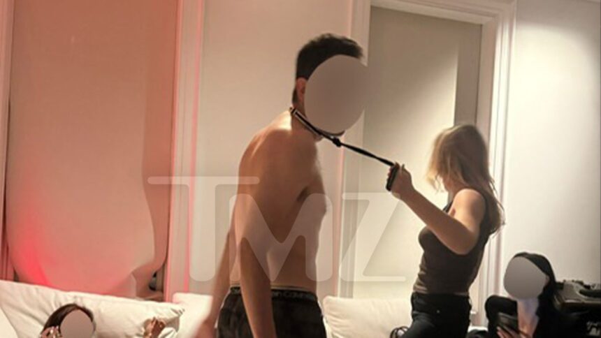 Imagini surprinzătoare cu victima răpirii și torturii legate de criptomonede, distrându-se și bucurându-se de viață 1 new video of alleged crypto torture kidnap victim partying having sex 68415186391d0