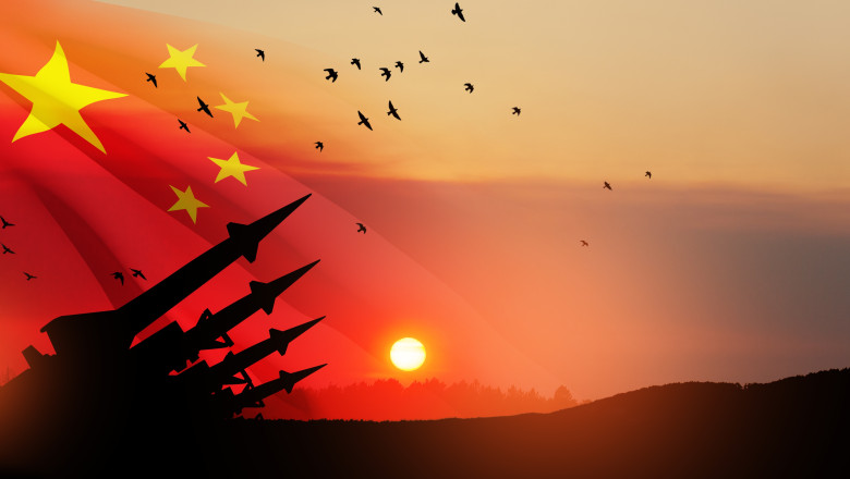 China își amplifică rapid arsenalul nuclear, depășind celelalte mari puteri militare, conform unei analize recente 1 numarul de focoase nucleare detinute de china creste in cel mai rapid ritm comparativ cu alte puteri militare potrivit unui studiu 68510bbd21b99