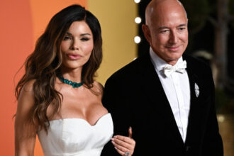 nunta secolului pune venetia pe jar jef bezos si lauren sanchez se casatoresc in mijlocul protestelor 6855b6ee1cb08