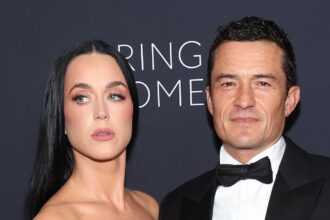 orlando bloom fuels katy perry split rumors as hes set to attend jeff bezos wedding as a single man 685acc4dd4983