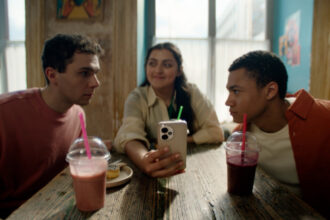 p honor 400 functii ai avansate pentru fotografii mai bune clipuri generate automat si o experienta cool pe mobil 6850354eacbe5