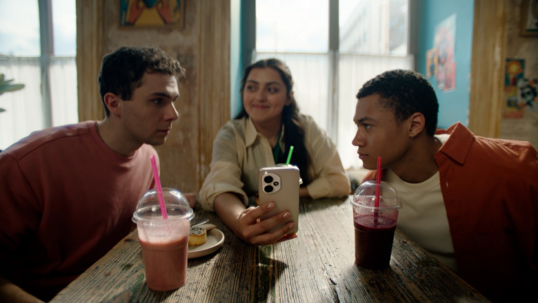 HONOR 400: tehnologie AI de vârf pentru imagini spectaculoase, videoclipuri create automat și o experiență mobilă captivantă 1 p honor 400 functii ai avansate pentru fotografii mai bune clipuri generate automat si o experienta cool pe mobil 6850354eacbe5