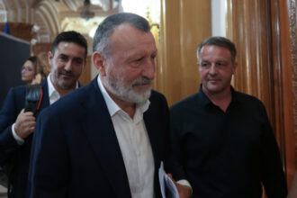 paul stanescu spune ca nu va merge la curtea de conturi si ca nu va pleca din psd va veni momentul in care voi face un pas in spate 6860bbb304def