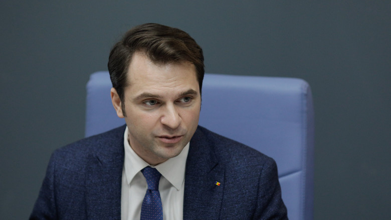 Inițiativa lui Sebastian Burduja pentru susținerea consumatorilor vulnerabili. Măsuri pentru a-i ajuta să facă față facturilor. „Nimeni nu va fi abandonat” 1 planul lui sebastian burduja privind consumatorii vulnerabili cum vor fi ajutati sa si plateasca facturile nimeni nu e lasat in urma 68503542ab788