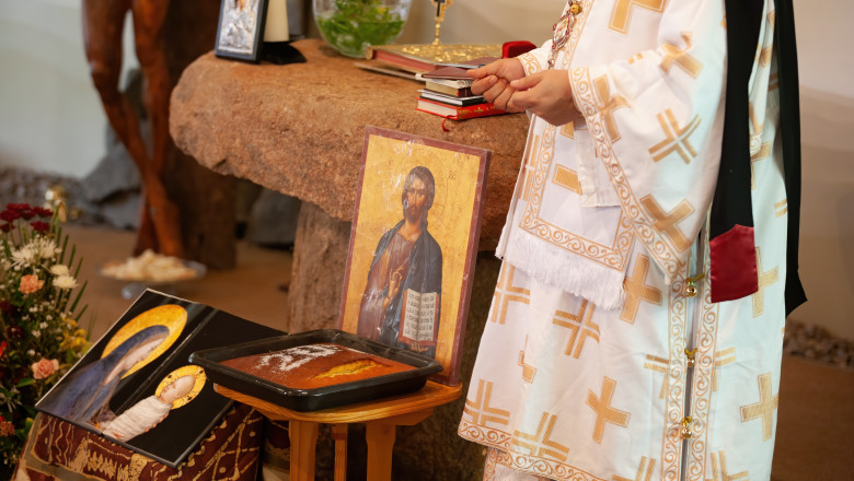 Postul Sfinților Apostoli Petru și Pavel 2025: Alimente interzise și zile de dezlegare la pește 1 postul sfintilor apostoli petru si pavel 2025 ce alimente sunt interzise si cand sunt zile cu dezlegare la peste 6850357a991e8