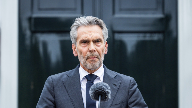 Premierul Olandei, Dick Schoof, renunță la funcție după retragerea lui Geert Wilders din coaliția guvernamentală 1 premierul olandez dick schoof si a anuntat demisia la cateva ore dupa ce geert wilders a parasit coalitia de guvernare 683f1bcfc0c5e