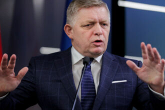 premierul pro rus al slovaciei isi doreste ca tara sa sa paraseasca nato despre ce razboi vorbim cu cine vom lupta 685276e8e6de9